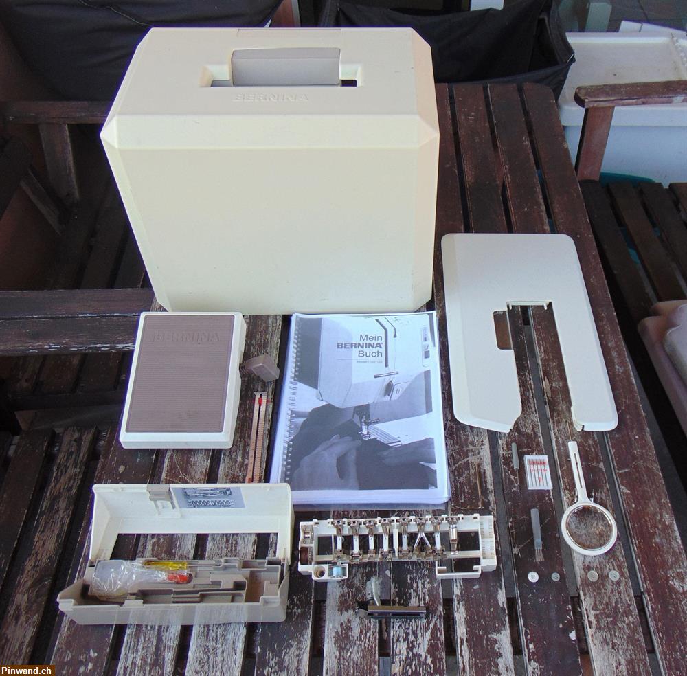 Bild 5: Nähmaschine Bernina 1130, mit 34 Stichprogrammen.
