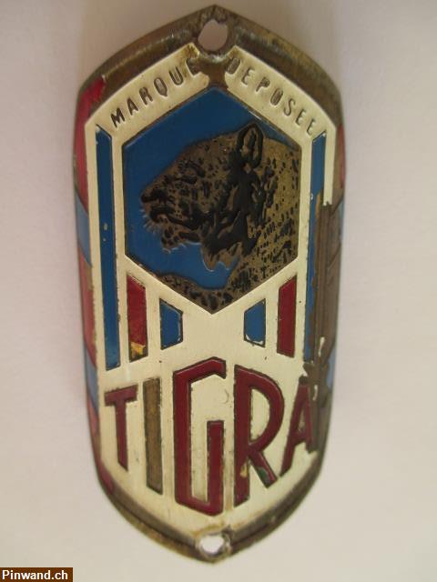 Bild 1: Tigra Velo Steuerkopf  CH  Schild Emblem