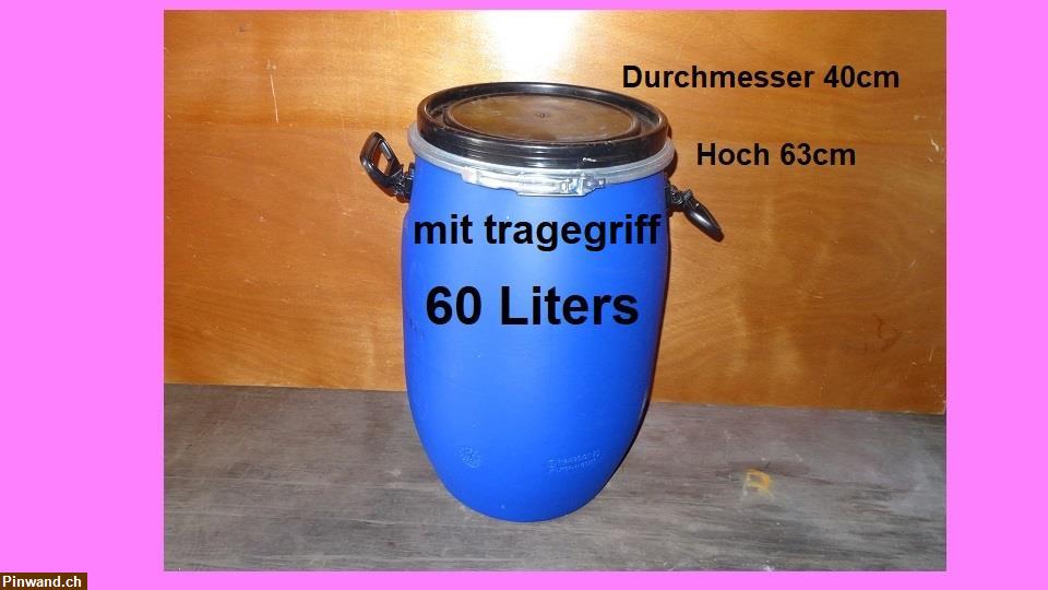 Bild 1: Kunststofffässer Blaue 60 Liter noch 33stk