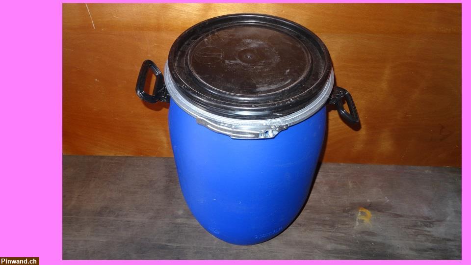 Bild 3: Kunststofffässer Blaue 60 Liter noch 33stk