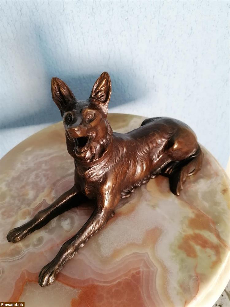 Bild 2: zu verkaufen: Schäferhund-Figur Metall Broncefarbig