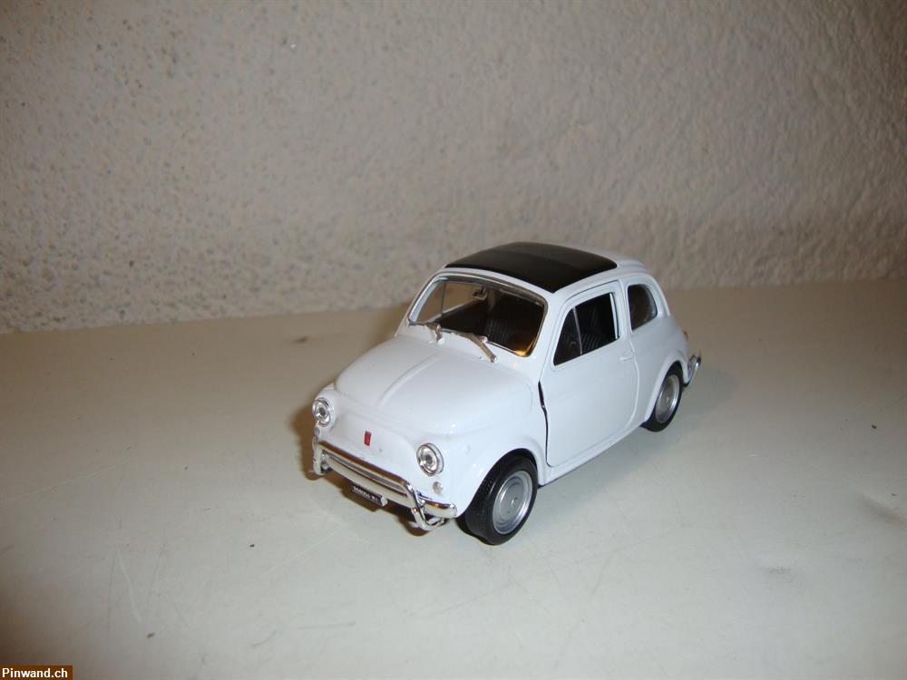 Bild 1: Modellauto Fiat Nuova 500 zu verkaufen