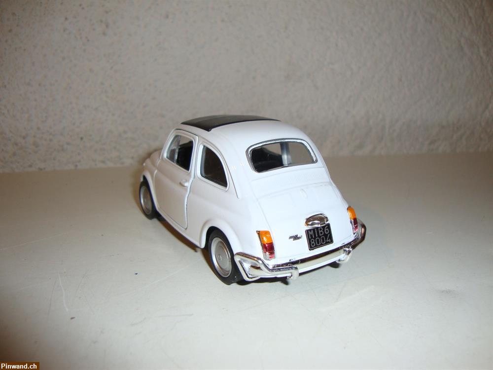 Bild 2: Modellauto Fiat Nuova 500 zu verkaufen