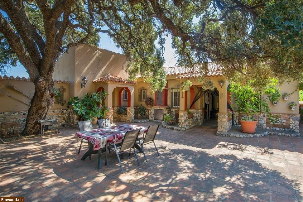 Bild 6: Grundstück mit 2 Einfamilien Häuser in Malaga Spanien zu verkaufen