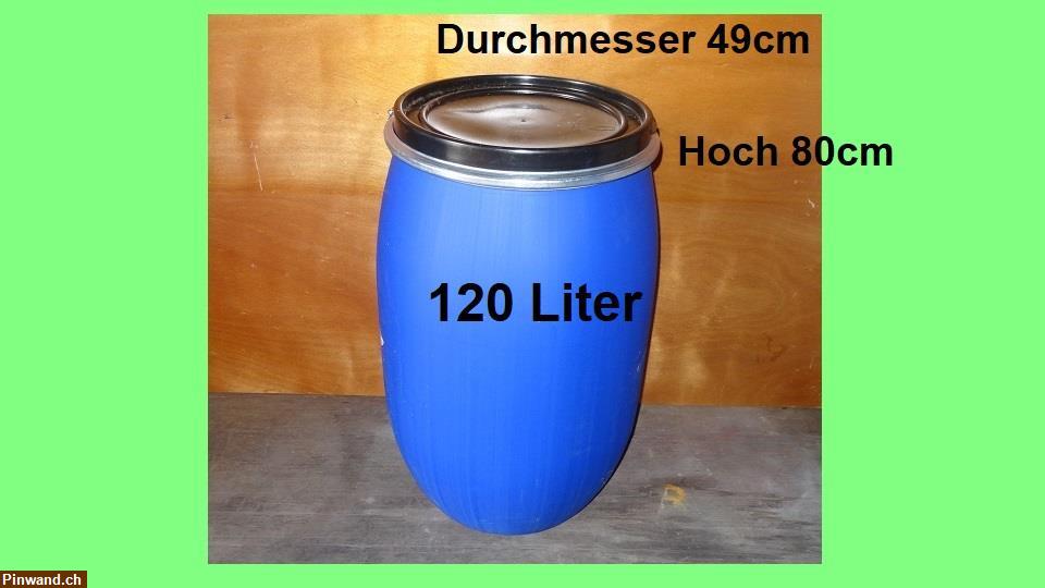 Bild 1: Blaue Kunststofffässer 120 Liter noch 59stk