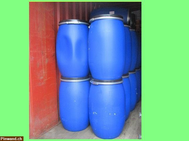 Bild 10: Blaue Kunststofffässer 120 Liter noch 59stk