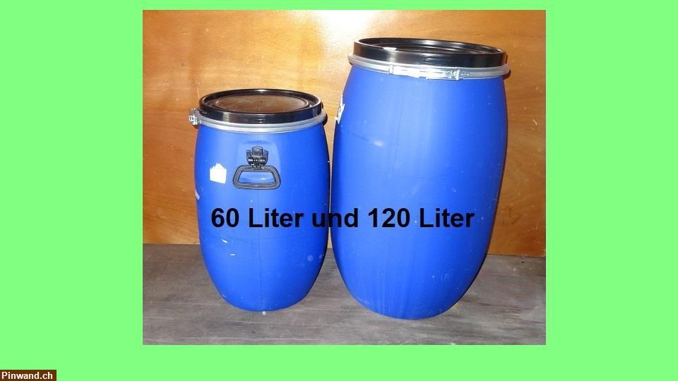Bild 2: Blaue Kunststofffässer 120 Liter noch 59stk