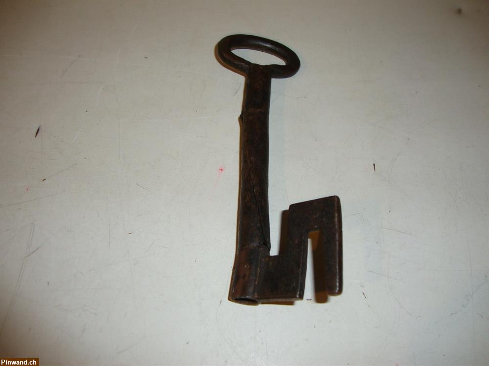 Bild 1: Alter Schlüssel 14cm zu verkaufen