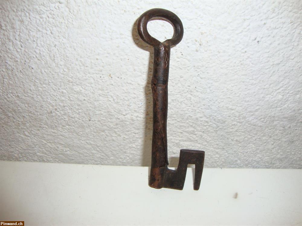 Bild 2: Alter Schlüssel 14cm zu verkaufen