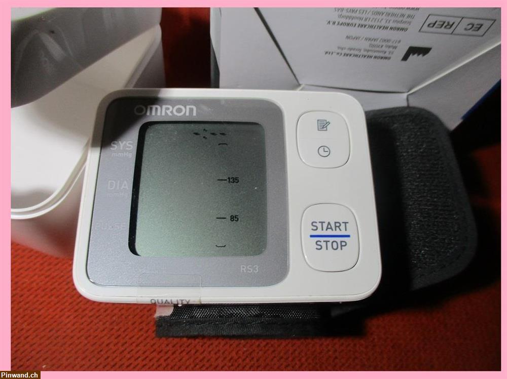 Bild 5: Blutdruckmessgerät OMRON zu verkaufen