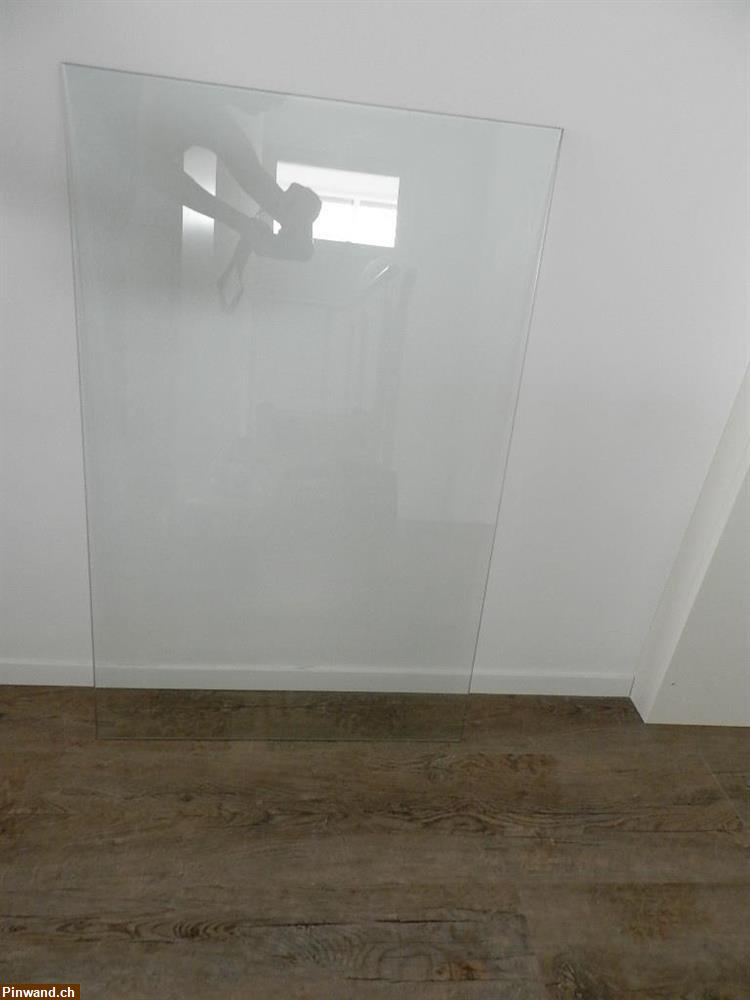 Bild 1: Glastablar 86,7 x 55,3 cm aus Kleiderschrank zu verkaufen