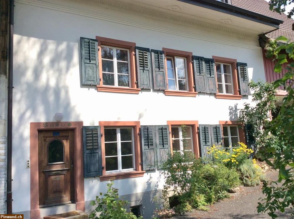 Bild 3: Sehr grosszügige Wohnung mit Kachelofen in Hersberg BL , drei Räume