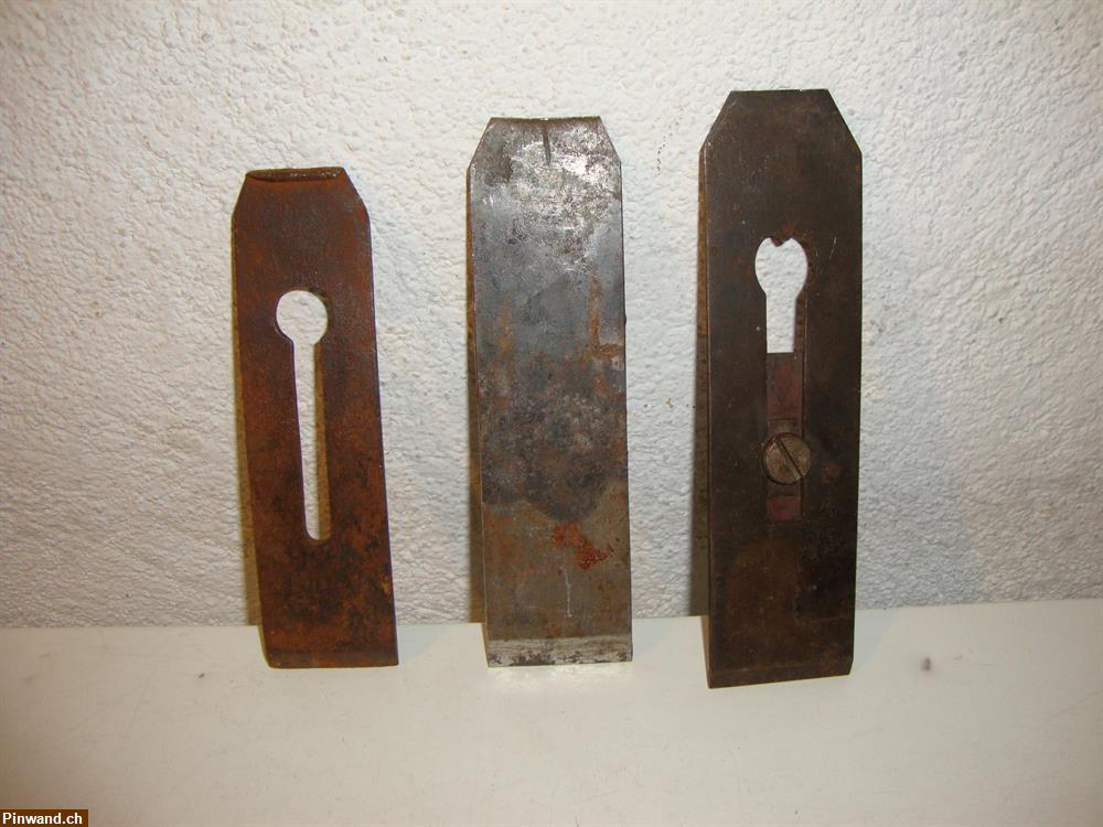Bild 1: Alte Hobelmesser zu verkaufen