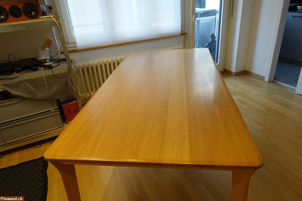 Bild 2: Ono Tisch Eiche Massiv plus 6 Stühle zu verkaufen