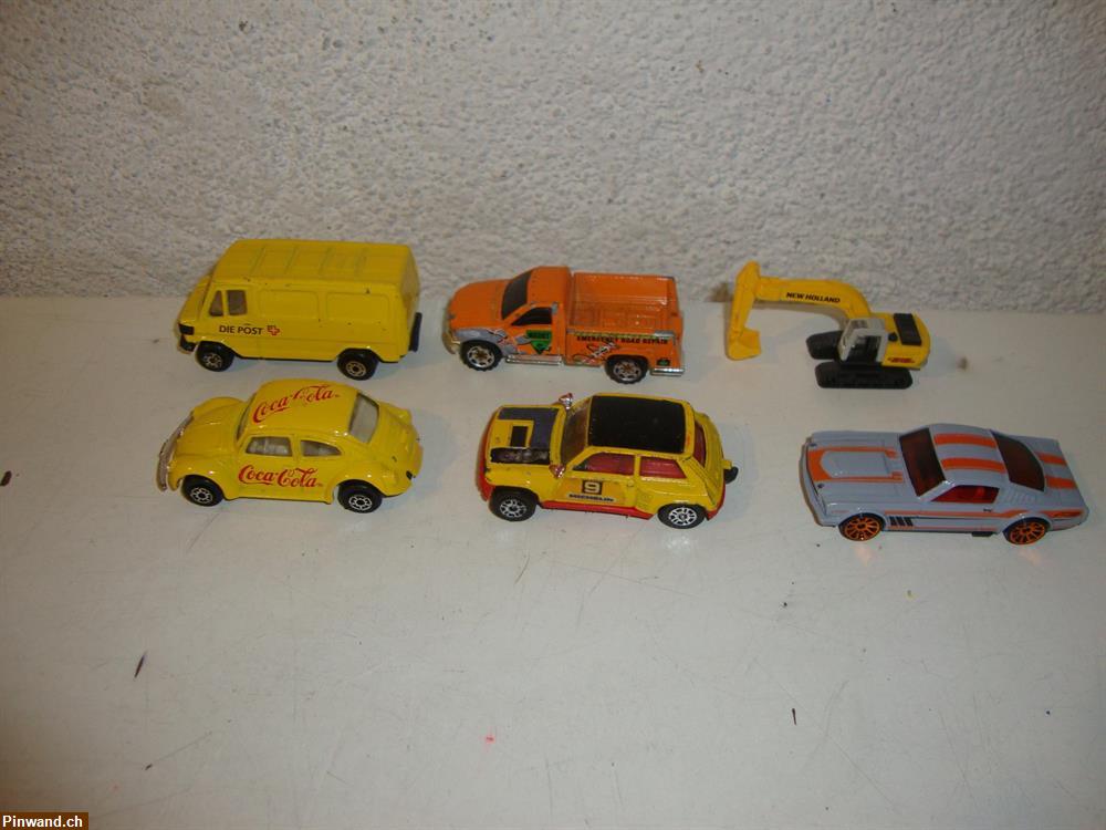 Bild 3: Diverse, alte Spielzeugautos zu verkaufen