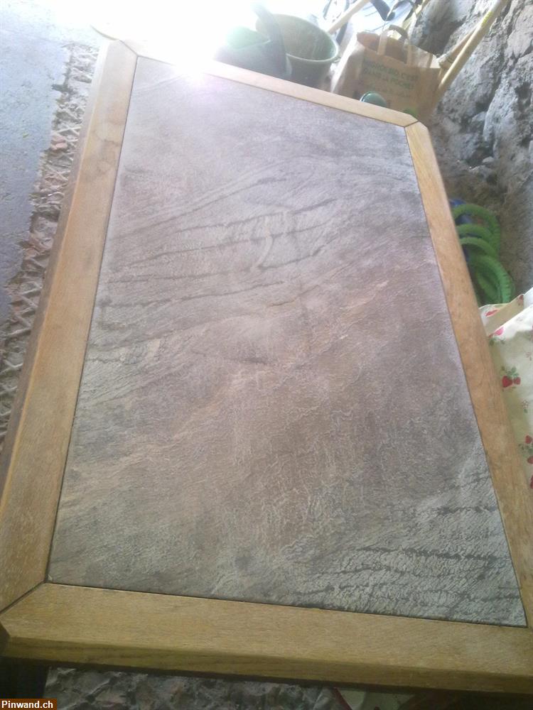 Bild 2: Alter Salontisch mit Granit/Schieferplatte zu verkaufen