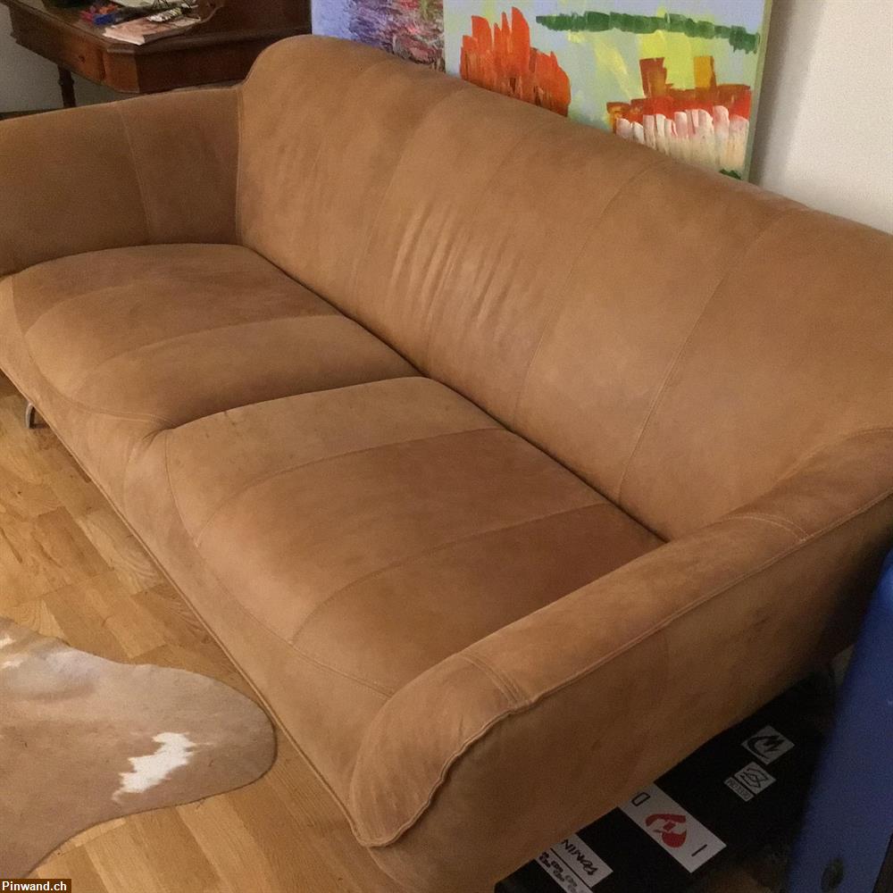 Bild 2: Neuwertiges Leder Sofa zu verkaufen