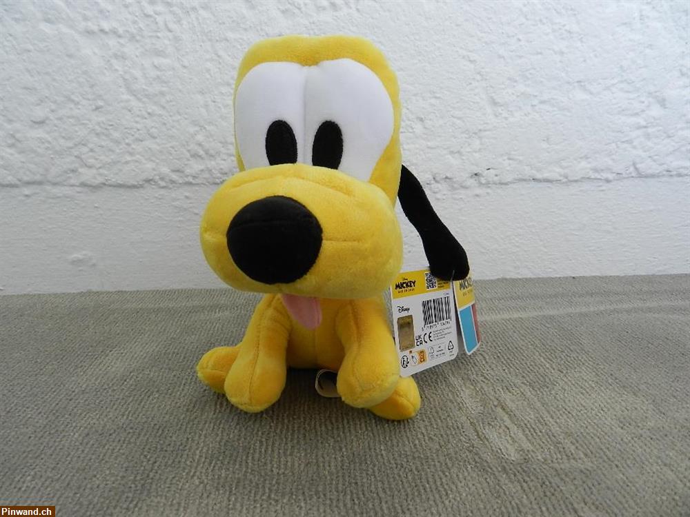 Bild 1: Pluto vom Mickey and Friends Coop Sammelspass zu verkaufen