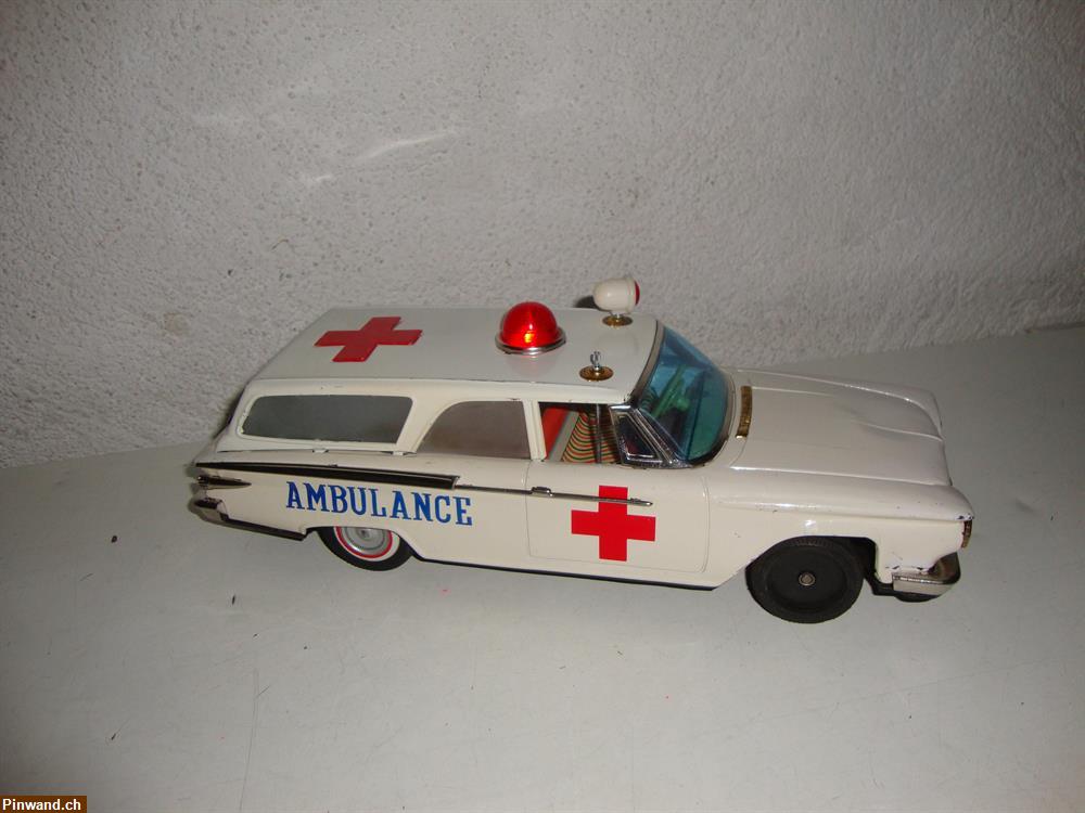 Bild 4: Alte Blech Ambulance Plymouth zu verkaufen