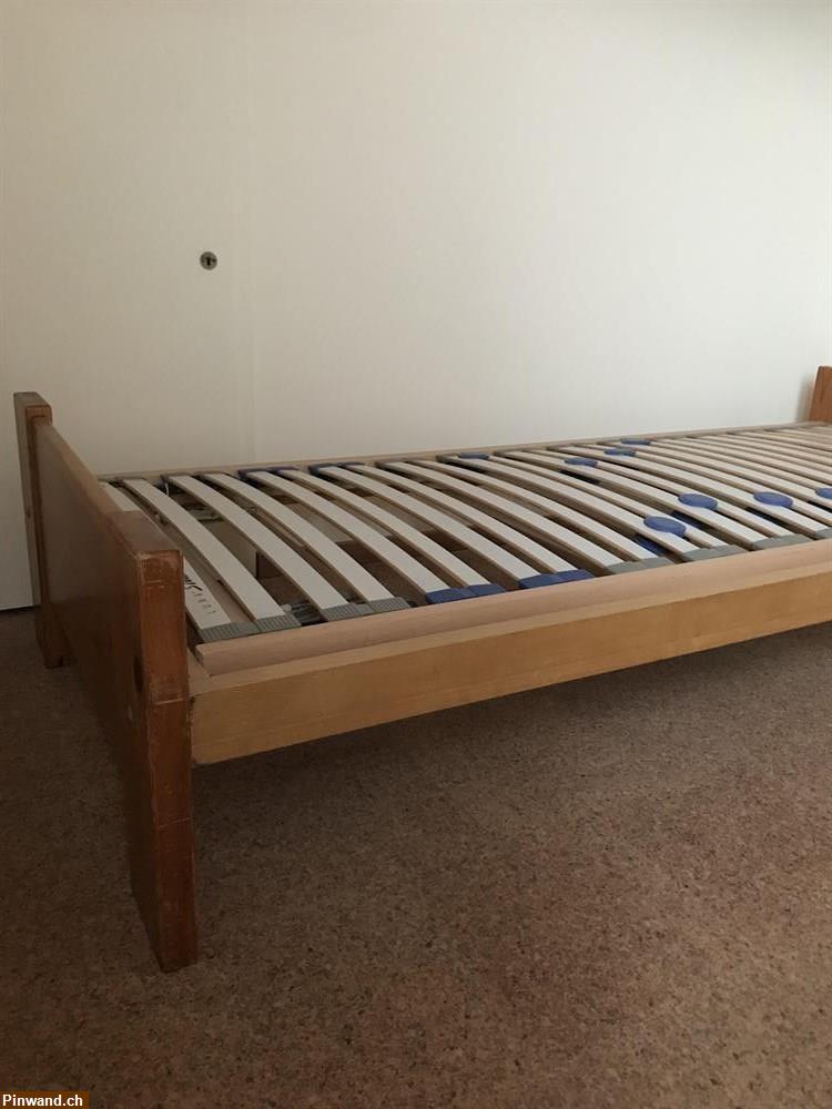 Bild 1: Bett 90 x 200cm zu verkaufen