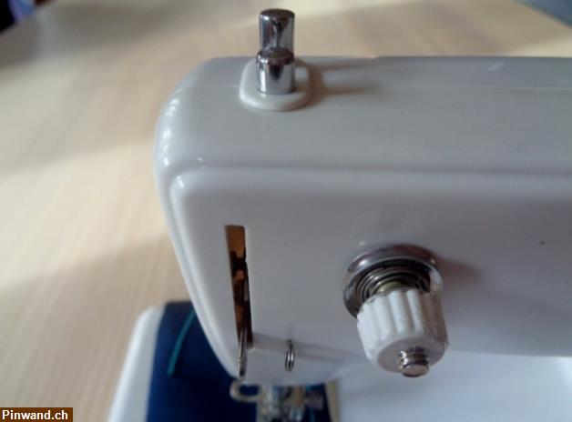 Bild 7: Neuwertige Nähmaschine Easy Stitch zu verkaufen
