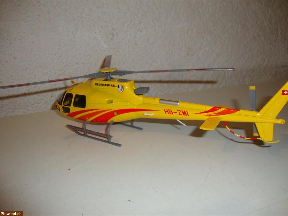 Bild 2: Helikopter Typ Ecureuil AS350 B3e HB-ZMI Heli Bernina zu verkaufen