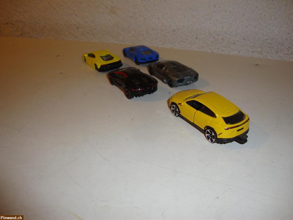 Bild 3: Diverse Lamborghini Spielzeugautos zu verkaufen