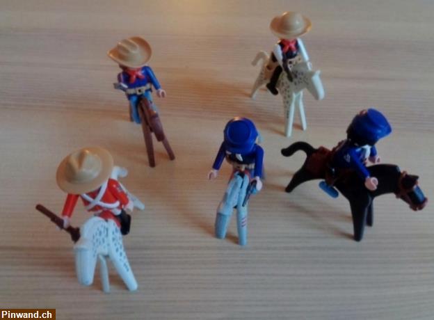 Bild 2: Konvolut Cowboys Playmobil inkl. Zubehör zu verkaufen