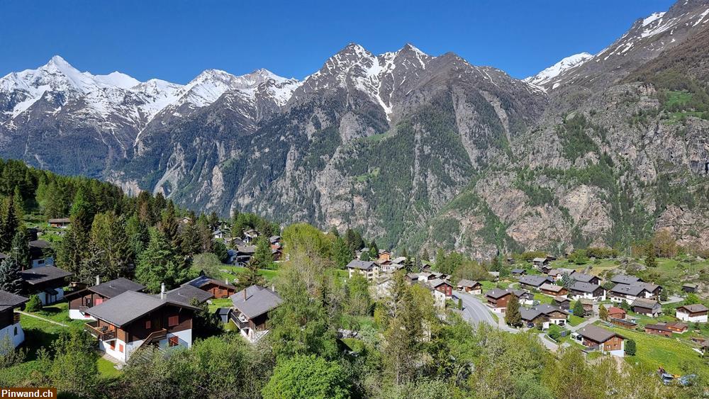 Bild 3: Chalet mit 2 Wohnungen in Grächen VS zu verkaufen