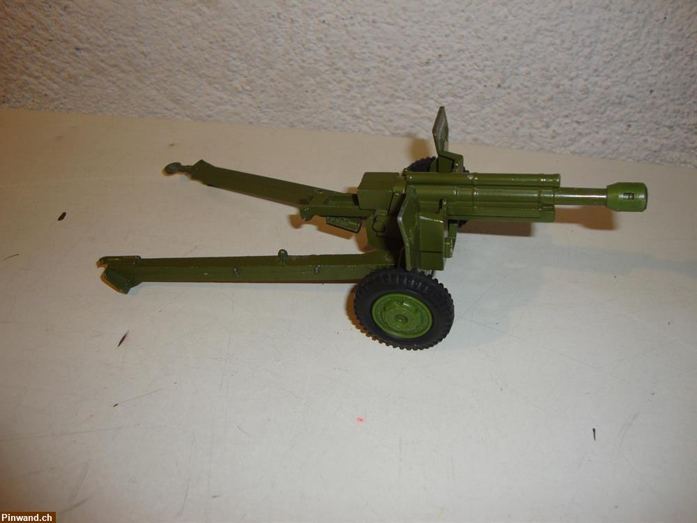 Bild 2: Alte Kanone Dinky Toys zu verkaufen
