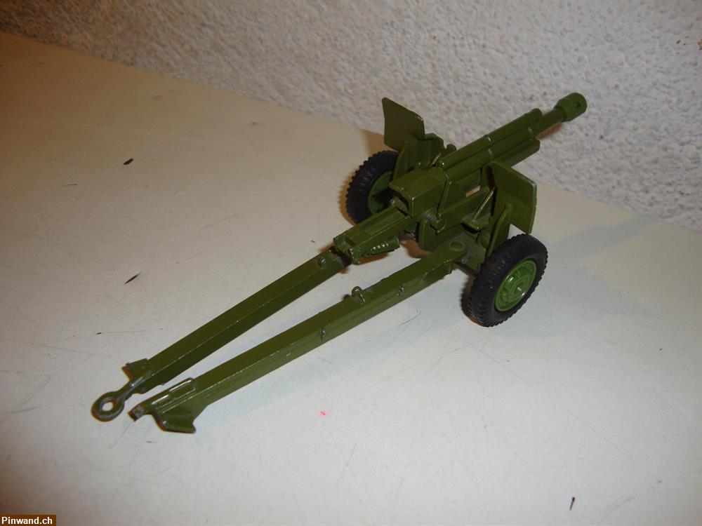Bild 3: Alte Kanone Dinky Toys zu verkaufen