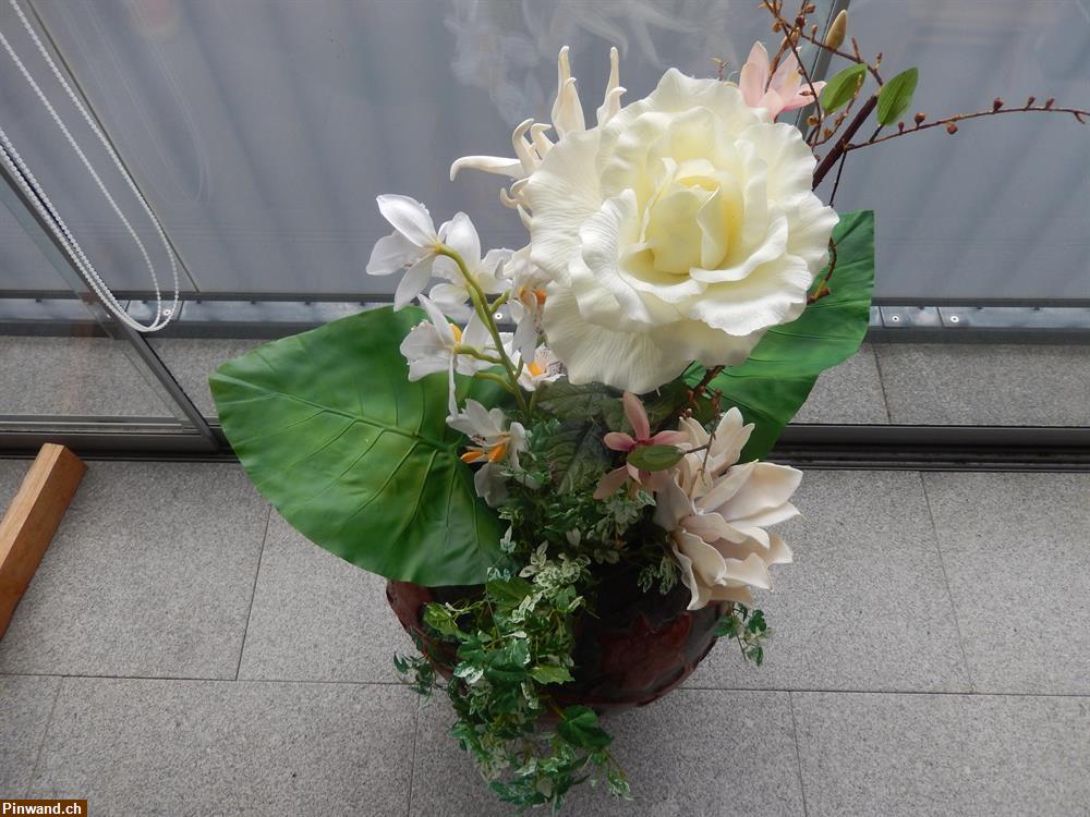 Bild 1: Blumenvase mit 10 Trockenblumen zu verkaufen