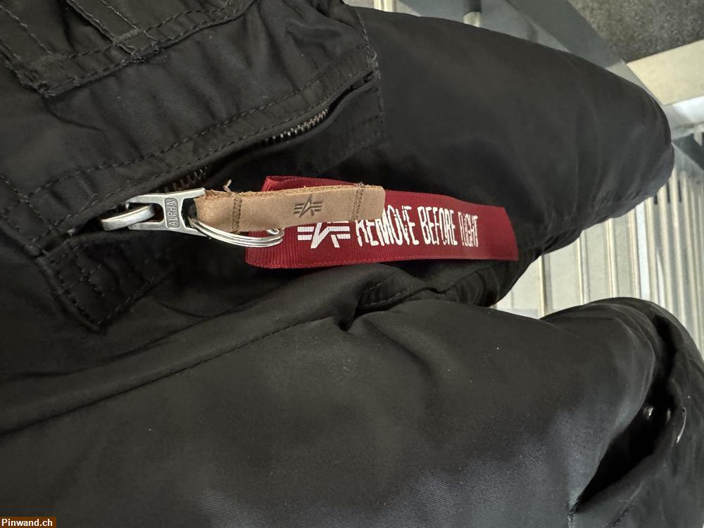 Bild 2: Bomberjacke Alpha Logo Stick auf der Windklappe L zu verkaufen