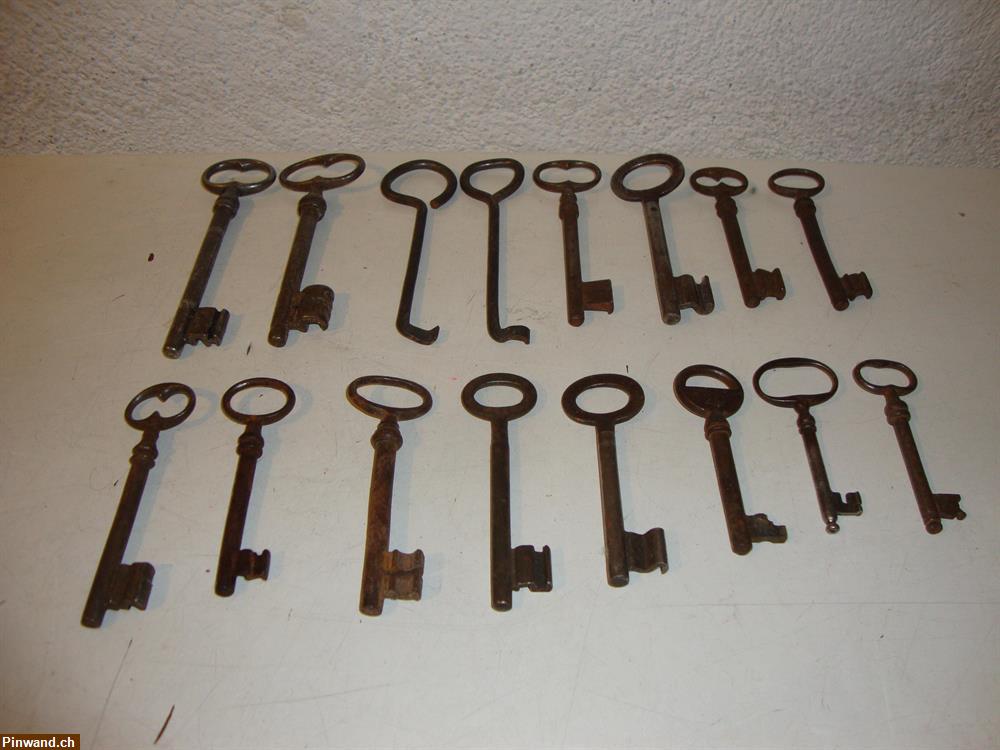 Bild 3: Lot alte Schlüssel 16 Stück zu verkaufen