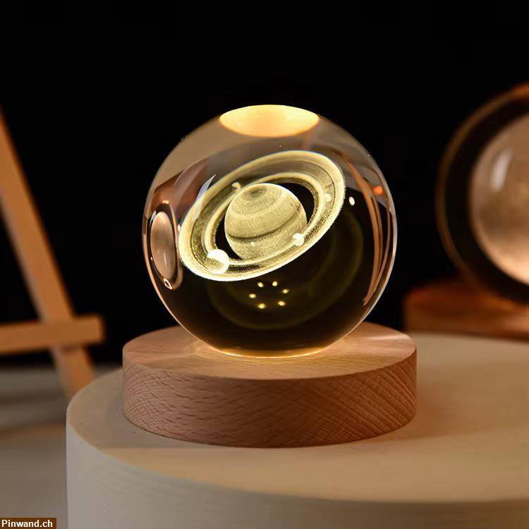 Bild 2: Kristallkugel mit LED-Licht & Fotogravur (eigenes Foto möglich)