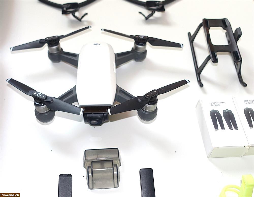 Bild 3: Verkauf: Drohne DJI Spark Quadrocopter