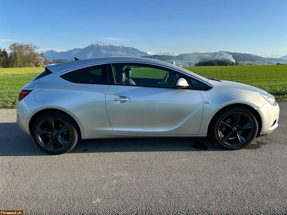 Bild 5: OPEL Astra GTC 1.6i 16V Sport