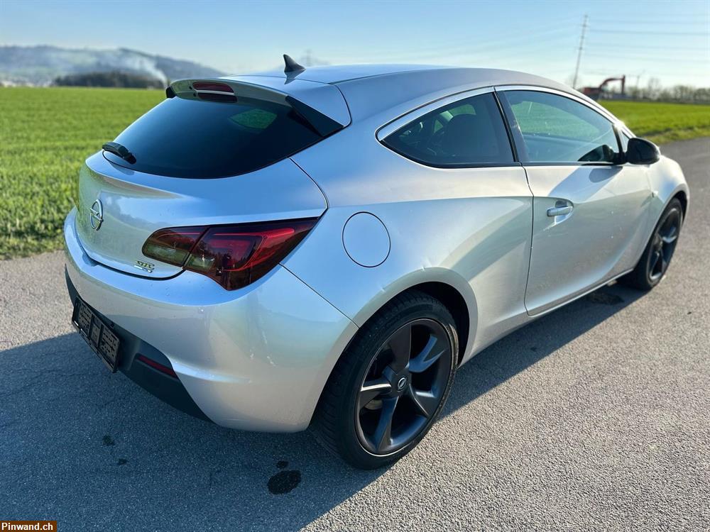 Bild 6: OPEL Astra GTC 1.6i 16V Sport