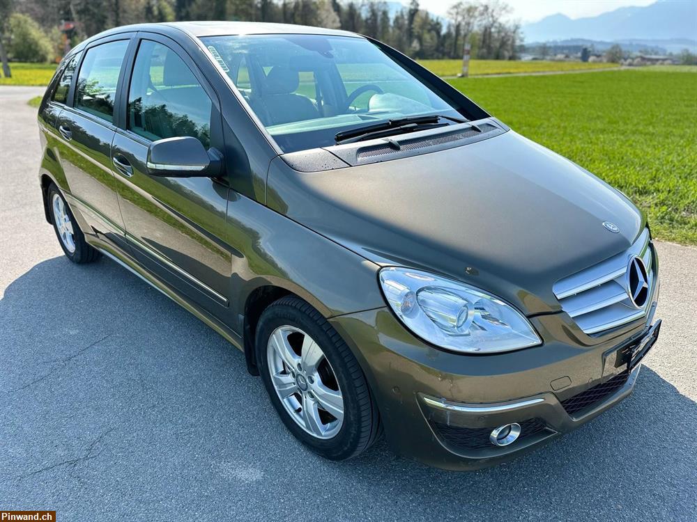 Bild 3: MERCEDES-BENZ B 200 T Autotronic