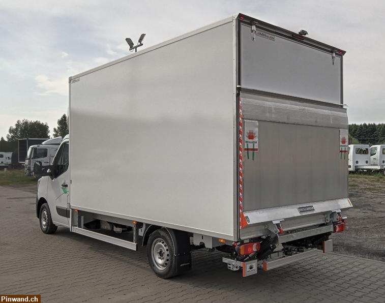 Bild 6: RENAULT Master P35 2.3 Blue dCi 165 L4 DB / RJ Kofferaufbau