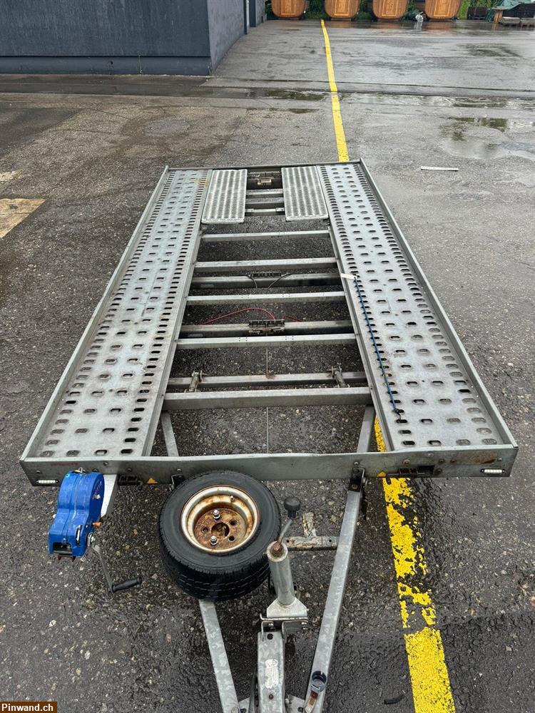 Bild 6: HUMBAUR Autotransporter