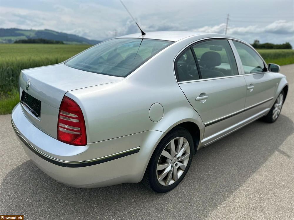 Bild 5: SKODA Superb 2.8 V6 Elegance
