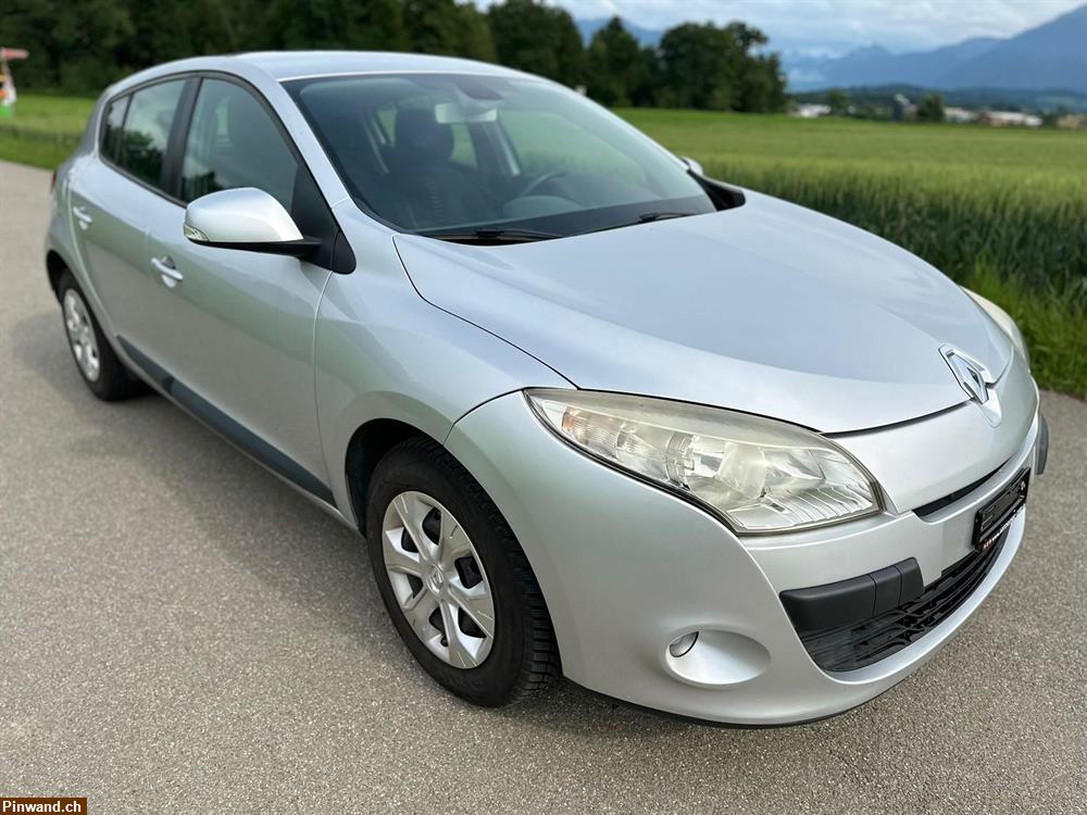 Bild 3: RENAULT Mégane 1.6 16V Dynamique