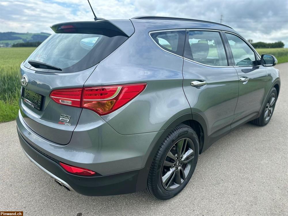 Bild 4: HYUNDAI Santa Fe 2.2 CRDI Style 4WD Automatic 7 Platz