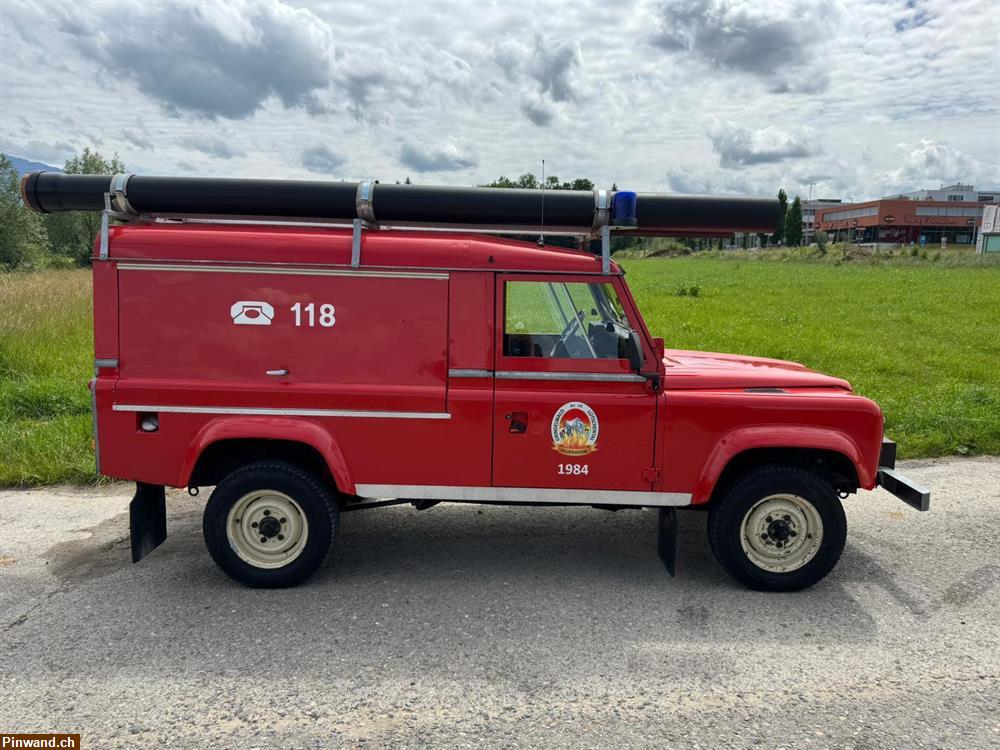 Bild 5: LAND ROVER 110 ex Feuerwehr