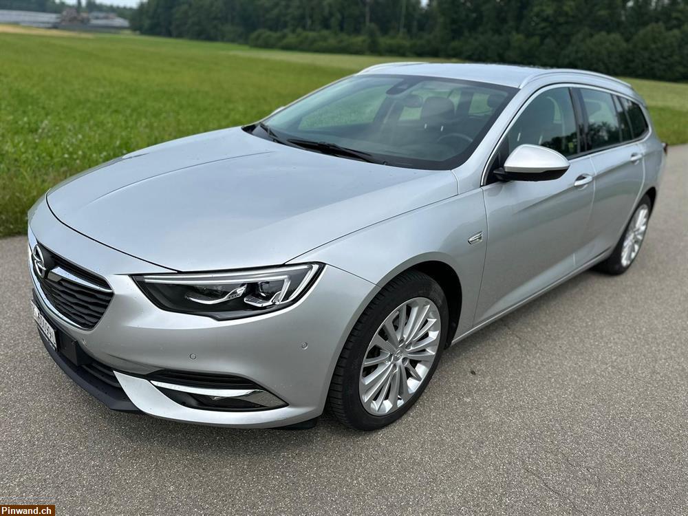 Bild 2: OPEL Insignia 2.0 BiDTI Sports Tourer Excellence 4WD Auto