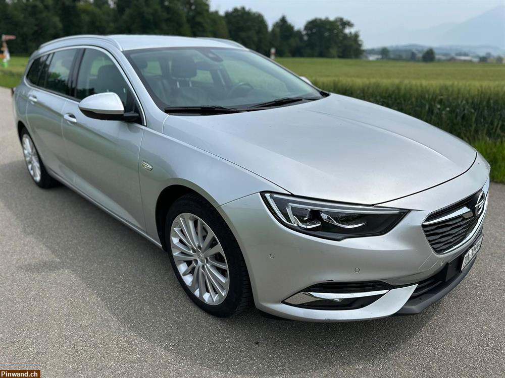 Bild 3: OPEL Insignia 2.0 BiDTI Sports Tourer Excellence 4WD Auto
