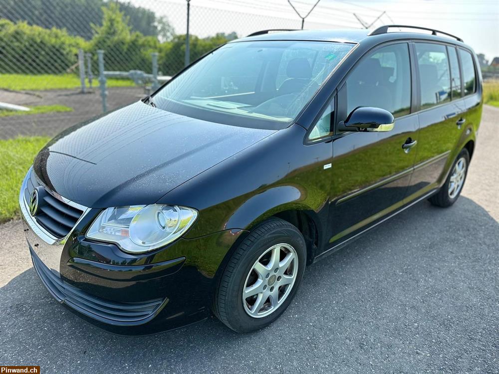 Bild 2: VW Touran 1.4 TSI Highline