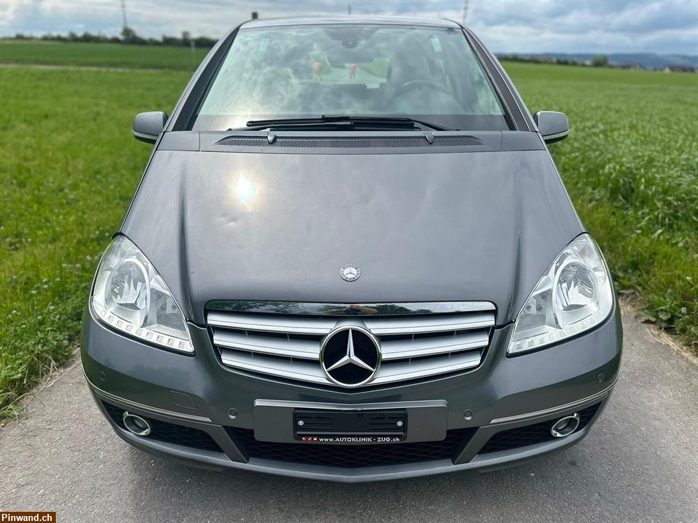 Bild 3: MERCEDES-BENZ A 180 (170) BlueEfficiency Elégance