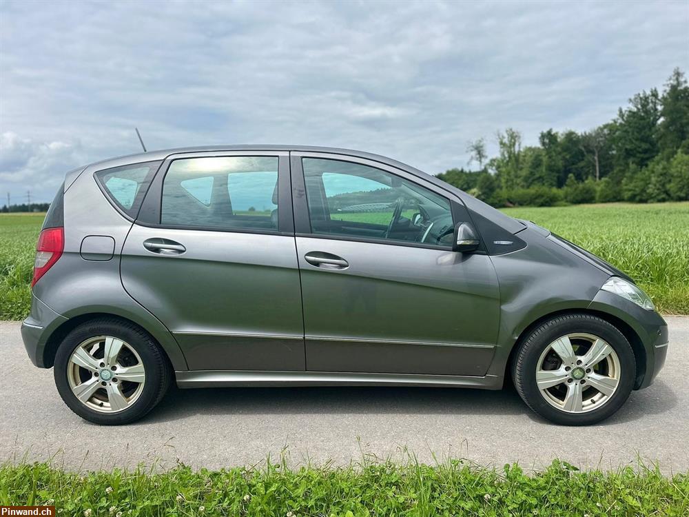 Bild 5: MERCEDES-BENZ A 180 (170) BlueEfficiency Elégance